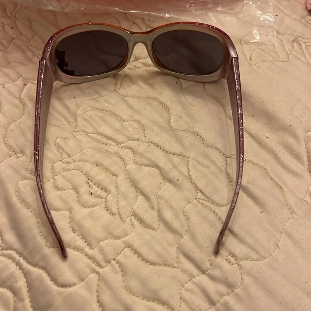 Little girls sunglasses Disney Tinker Bell have some flaws multi color used